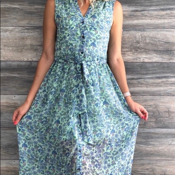 Disney Dresses & Skirts - Disney- Beautiful print maxi dress small NWOT